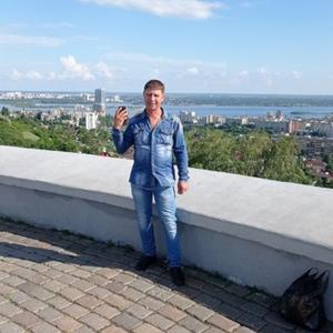 Парни в Саратове: Александр Николаевич, 47 - ищет девушку из Саратова