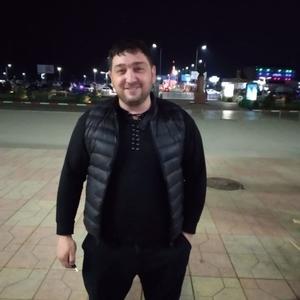 Парни в г. Грозный (Чечня): Магомед Каимов, 41 - ищет девушку из г. Грозный (Чечня)
