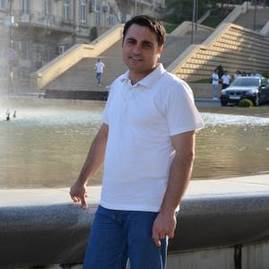 Парни в Баку: Руфат, 44 - ищет девушку из Баку