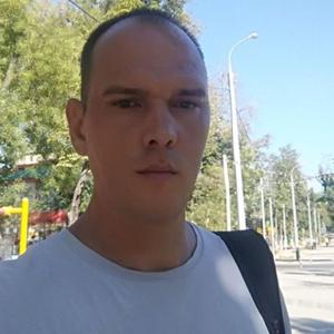 Андрей, 27 лет, Ташкент