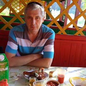 Парни в Ижевске: Ильдар, 58 - ищет девушку из Ижевска