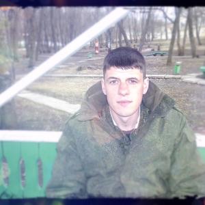 Парни в Вольске: Игорь, 36 - ищет девушку из Вольска