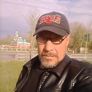 Парни в Миассе: Иван Иванович, 54 - ищет девушку из Миасса