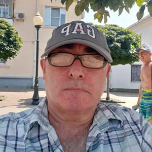 Артем, 58 лет, Новороссийск