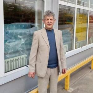 Парни в Гатчине: Субхонкул Расулов, 55 - ищет девушку из Гатчины