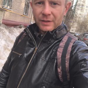 Парни в Химках: Сергей, 38 - ищет девушку из Химок