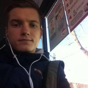 Парни в Ейске: Максим Сьянов, 27 - ищет девушку из Ейска