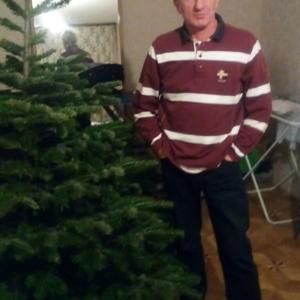 Парни в Владикавказе: Влад, 53 - ищет девушку из Владикавказа