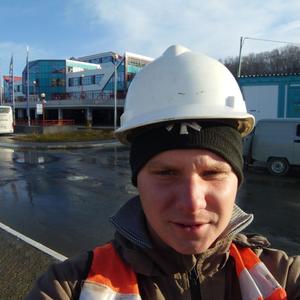 Парни в Южно-Сахалинске: Алексей Абрашин, 28 - ищет девушку из Южно-Сахалинска