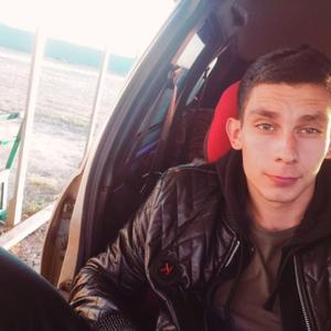 Евгений, 26 лет, Казань
