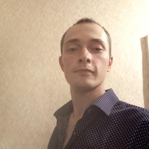 Павел, 31 год, Киров