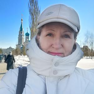 Девушки в Череповце: Ольга, 59 - ищет парня из Череповца