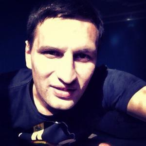 Парни в Арсеньеве: Антон, 32 - ищет девушку из Арсеньева