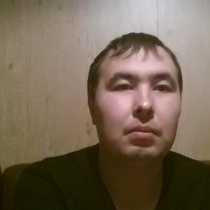 Парни в Улан-Удэ: Олег, 33 - ищет девушку из Улан-Удэ