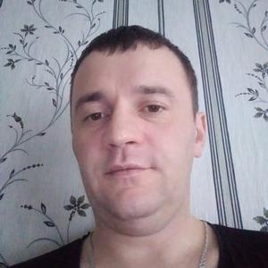 Парни в Новоалтайске: Сергей Батанов, 38 - ищет девушку из Новоалтайска