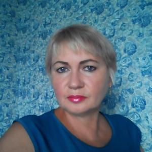 Девушки в Кемерово: Галина, 63 - ищет парня из Кемерово