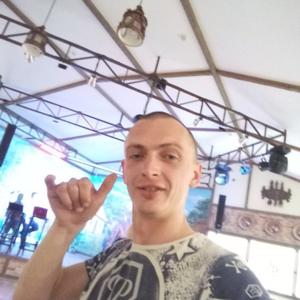 Парни в Геленджике: Кирилл Горбунов, 34 - ищет девушку из Геленджика