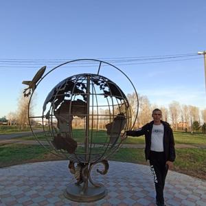 Парни в Нефтеюганске: Алексей, 48 - ищет девушку из Нефтеюганска