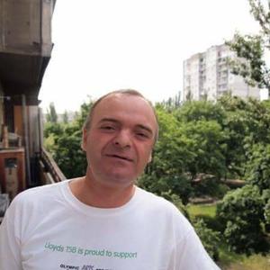 Виктор, 48 лет, Владикавказ