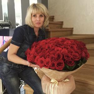 Девушки в Тольятти: Валентина, 51 - ищет парня из Тольятти