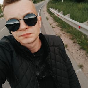 Парни в Ржеве: Oleg, 24 - ищет девушку из Ржева