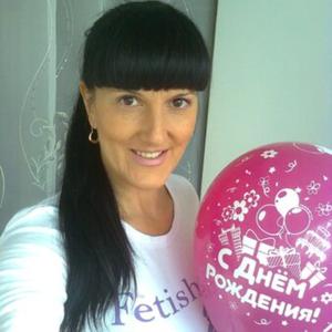 Девушки в Омске: Наташа, 52 - ищет парня из Омска