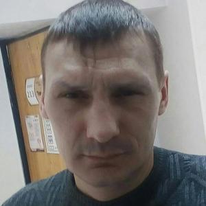 Парни в Нефтеюганске: Андрей, 41 - ищет девушку из Нефтеюганска
