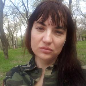 Девушки в Одессе: Лена, 39 - ищет парня из Одессы