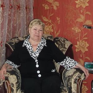 Девушки в Новороссийске: Эльвира, 74 - ищет парня из Новороссийска