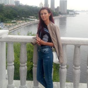 Девушки в Владивостоке: Татьяна, 38 - ищет парня из Владивостока
