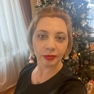 Оксана, 40 лет, Санкт-Петербург