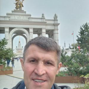Парни в Томске: Василий, 43 - ищет девушку из Томска
