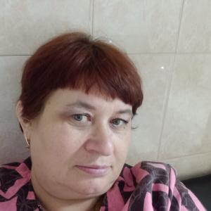 Девушки в Кемерово: Валентина, 57 - ищет парня из Кемерово