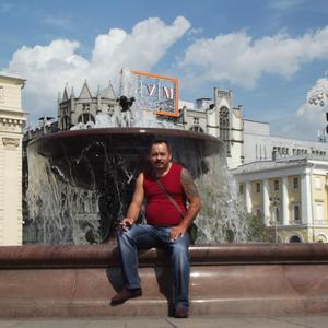Юрий, 58 лет, Новороссийск