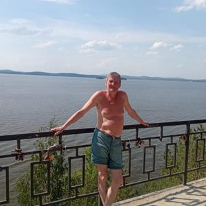 Парни в Екатеринбурге: Дмитрий, 58 - ищет девушку из Екатеринбурга