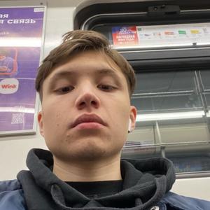 Андрей, 19 лет, Санкт-Петербург