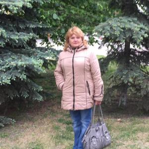 Девушки в Челябинске: Любовь Колесникова, 60 - ищет парня из Челябинска