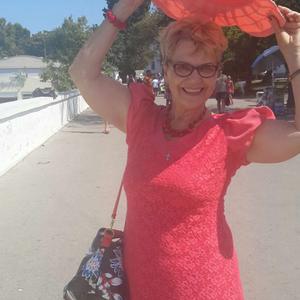 Девушки в Калининграде: Мила, 56 - ищет парня из Калининграда