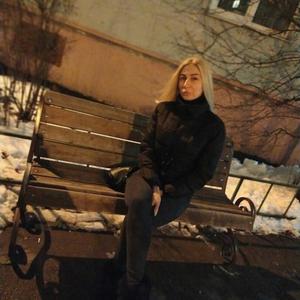 Девушки в Вологде: Настя, 36 - ищет парня из Вологды