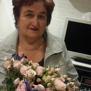 Девушки в Владивостоке: Катерина, 74 - ищет парня из Владивостока