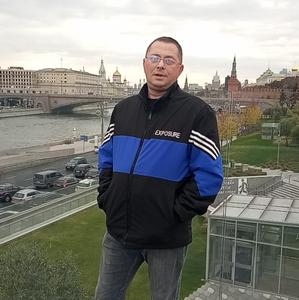 Парни в Сыктывкаре: Владимир Парначев, 42 - ищет девушку из Сыктывкара