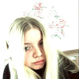 Девушки в Челябинске: Милиса, 18 - ищет парня из Челябинска