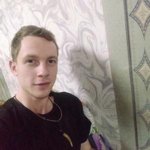 Парни в Омске: Пааел, 19 - ищет девушку из Омска