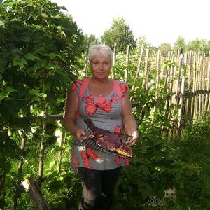 Девушки в Вологде: Наталия Крылова, 69 - ищет парня из Вологды