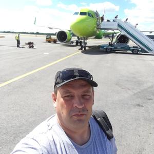 Парни в Бердске: Николай, 45 - ищет девушку из Бердска