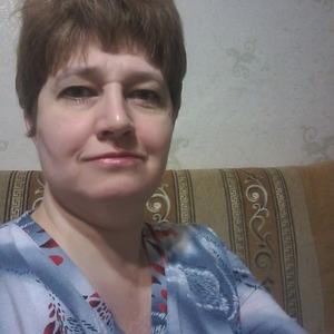 Девушки в Димитровграде: Елена, 56 - ищет парня из Димитровграда