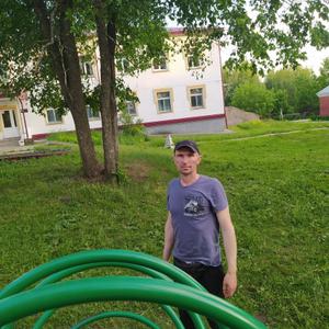 Дмитрий, 37 лет, Слободской