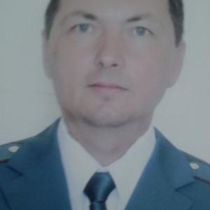 Киргизов, 58 лет, Белозерки