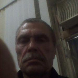 Парни в Волгограде: Сергей, 66 - ищет девушку из Волгограда