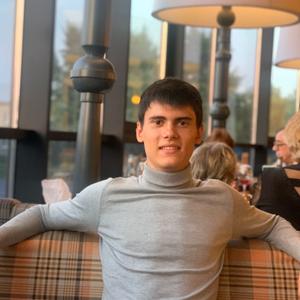 Александр, 21 год, Курск
